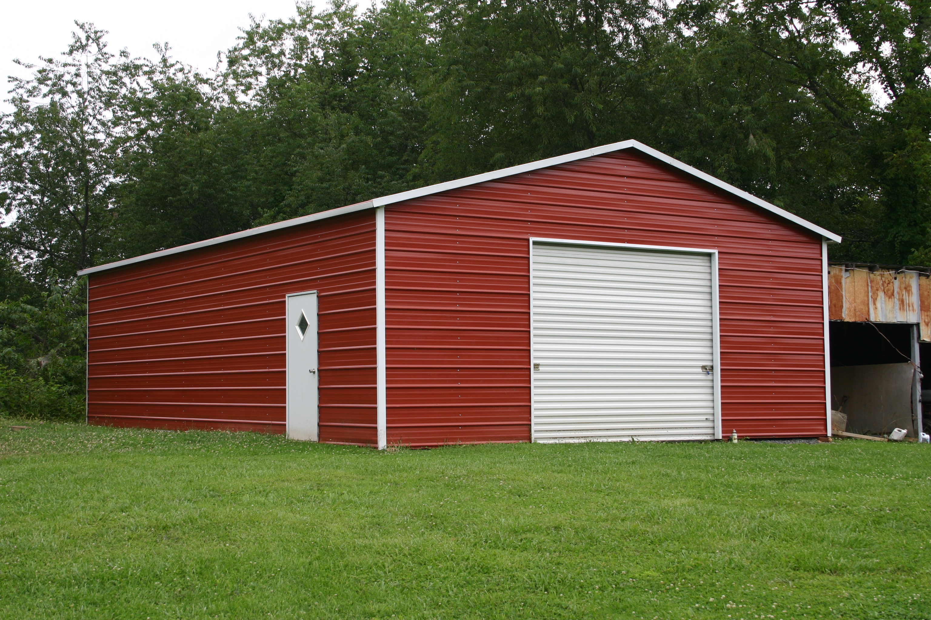 Boxed-eave-garage-1.jpg